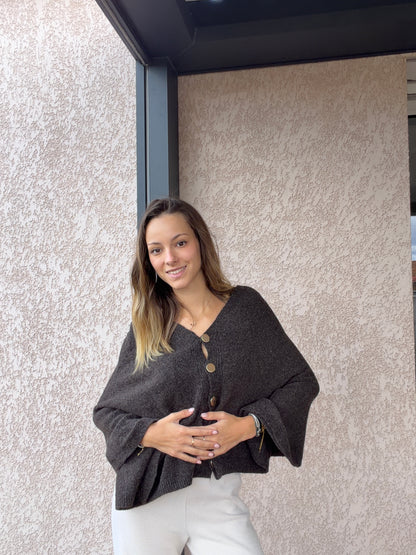 Pull CAPE kaki