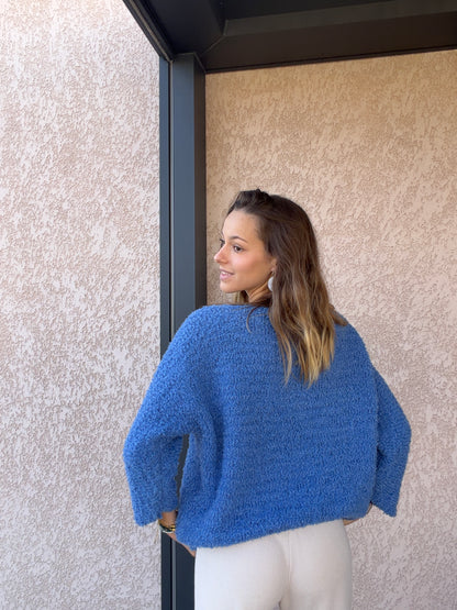 Pull VIE bleu